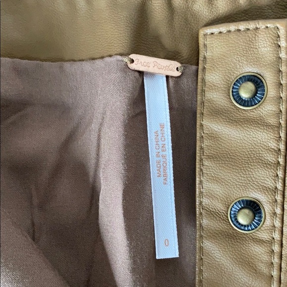 Free People Faux Leather Button Down Skirt SZ 0 - Picture 4 of 9